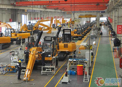 雷沃挖掘機全面發(fā)力-位居國產品牌銷量三甲